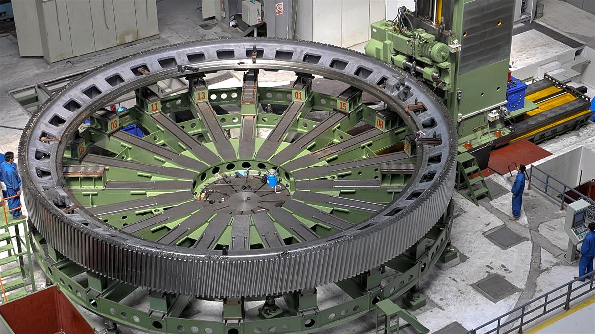 Φ12m数控梳齿机（瑞士）